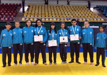 Judoda Salihli fırtınası esti