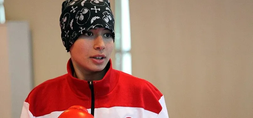 Başörtülü sporcu, uluslararası kariyerine altın madalyayla başladı