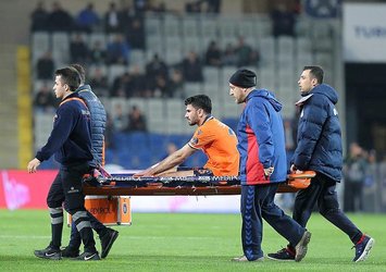 Başakşehir'de şok sakatlık! Oyuna devam edemedi