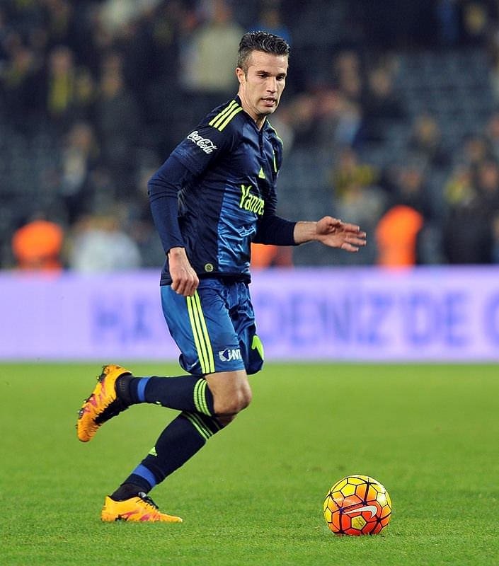 Van Persie isyan ettirdi