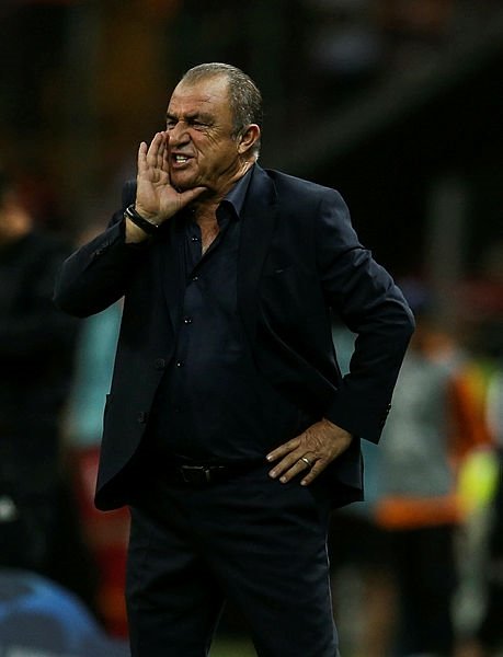 Fatih Terim’den tarihi başarı!