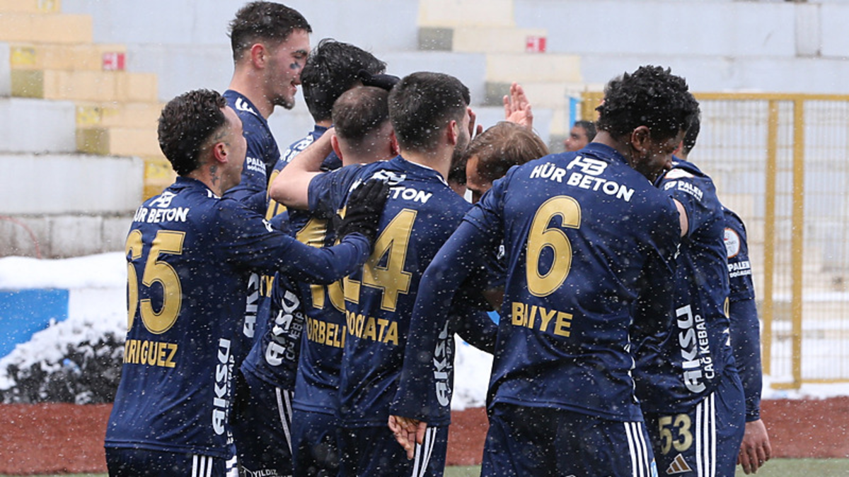 Erzurumspor gol oldu yağdı: 8-1