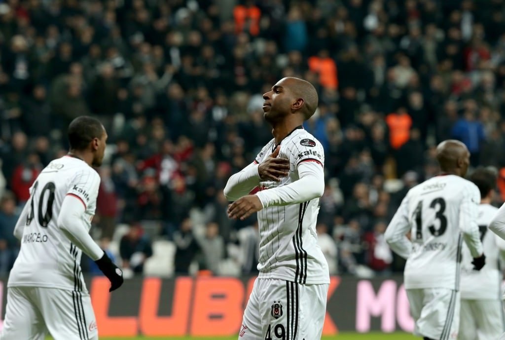 Beşiktaş-Atiker Konyaspor karşılaşmasından kareler