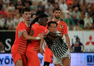 Beşiktaş Alanya'da kayıp!