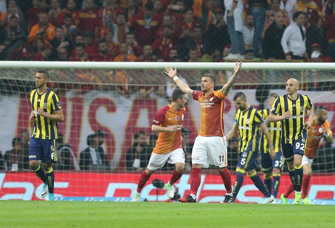 Podolski’den sert açıklamalar