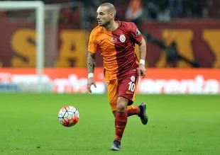 Yönetim Sneijder'i gözden çıkardı!