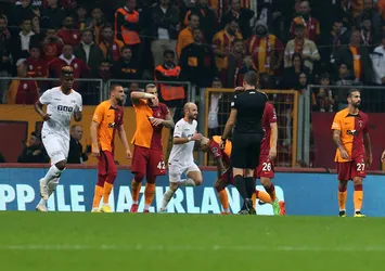 Şaşkınlığını gizleyemedi! "Neden hep bize karşı?"