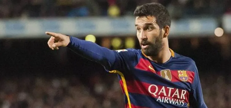 Alexis Sanchez: "Arda Turan'ı alın"