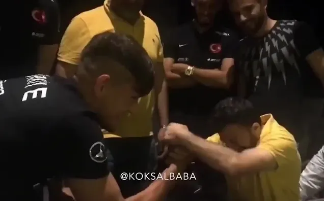 Cengiz Ünder, Köksal Baba'ya karşı