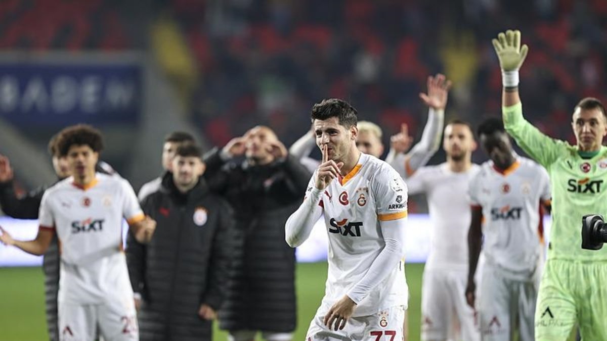 Spor yazarları Gaziantep FK - Galatasaray maçını değerlendirdi! Spor yazarları Gaziantep FK - Galatasaray maçını değerlendirdi!