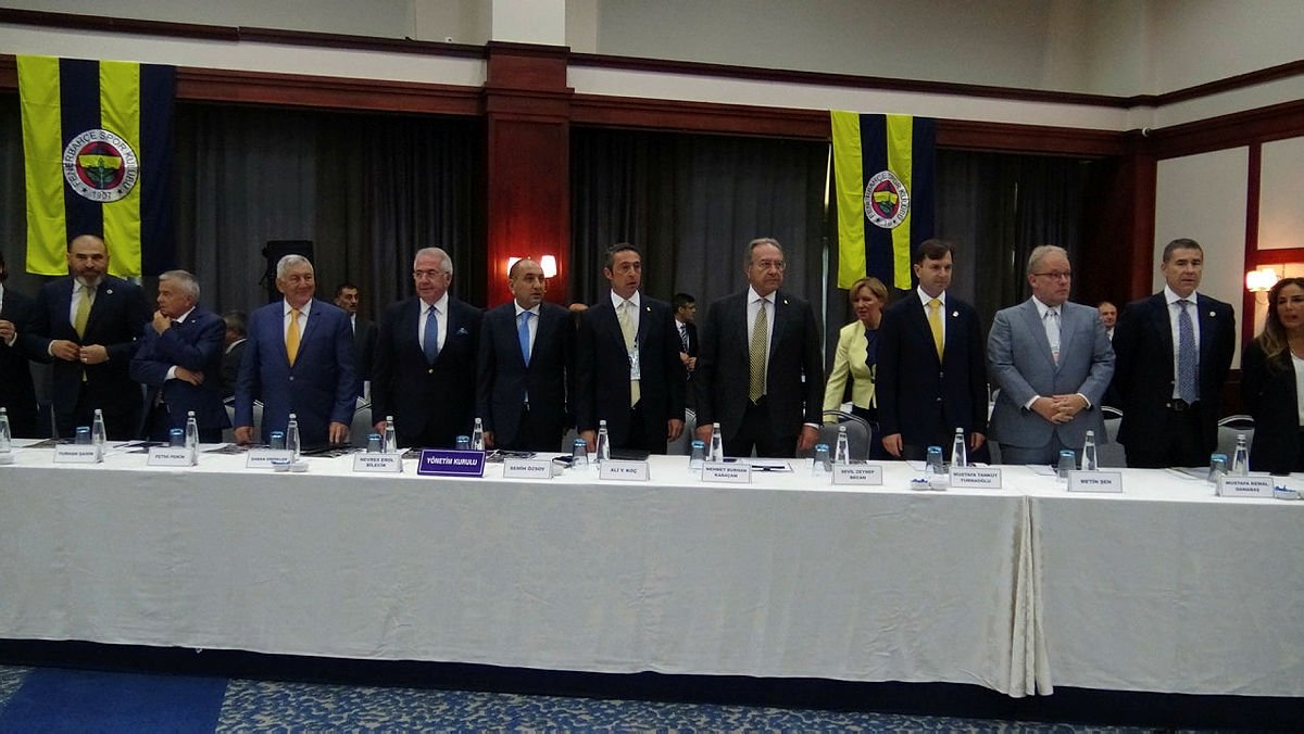 Fenerbahçe Yüksek Divan Kurulu toplantısı başladı