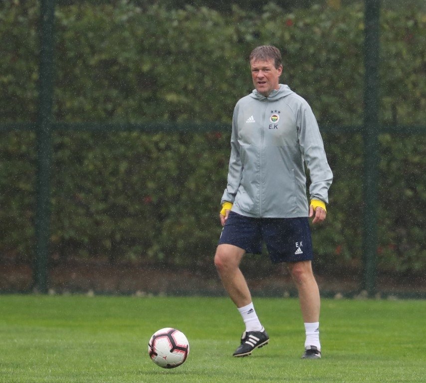 Koeman için yönetimden karar