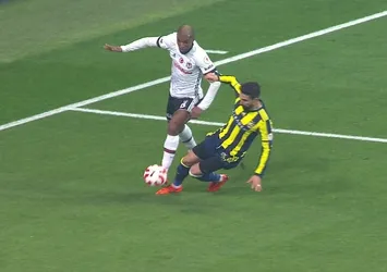 Beşiktaş'ın penaltı beklediği pozisyon!