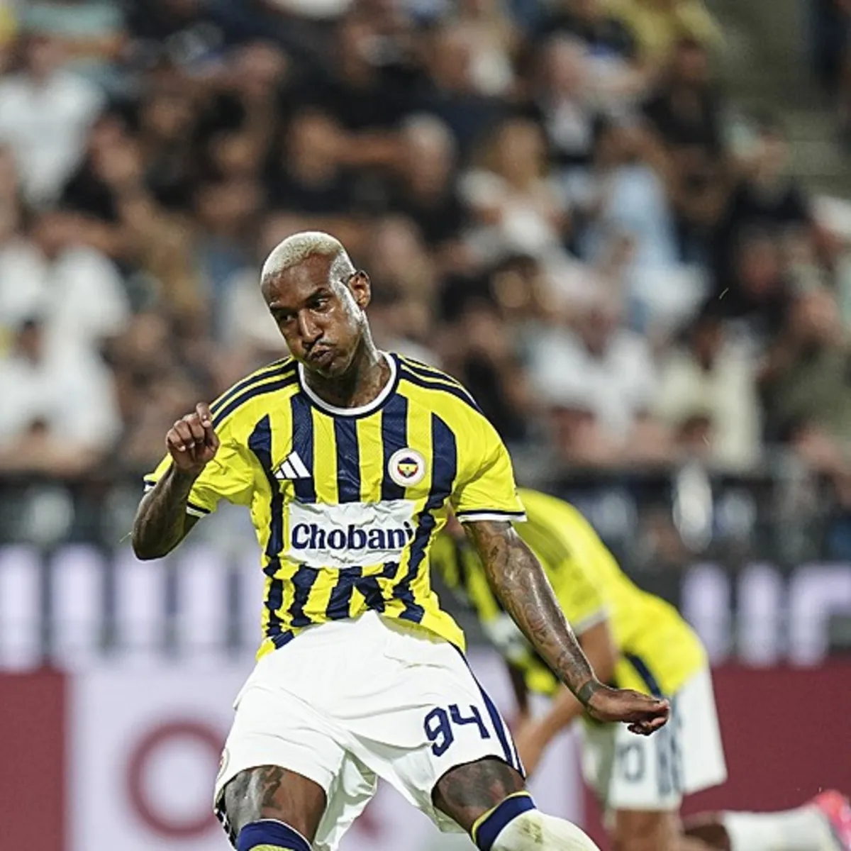 Talisca'nın kafa vuruşu direkten döndü, Fenerbahçe fırsatı kaçırdı