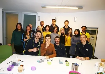 Voleybolculardan örnek davranış