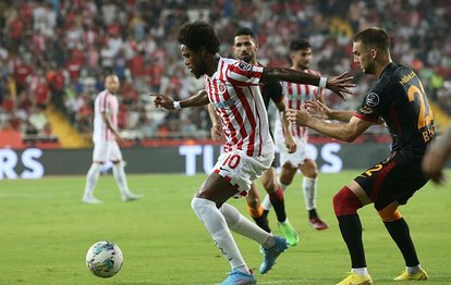 TRANSFER HABERİ: Luiz Adriano Antalyaspor’dan resmen ayrıldı! Yeni takımı...