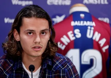 Levante, Enes Ünal'ı basına tanıttı