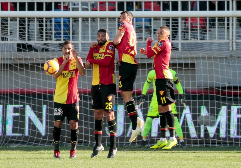 Göztepe - Kasımpaşa maçından kareler