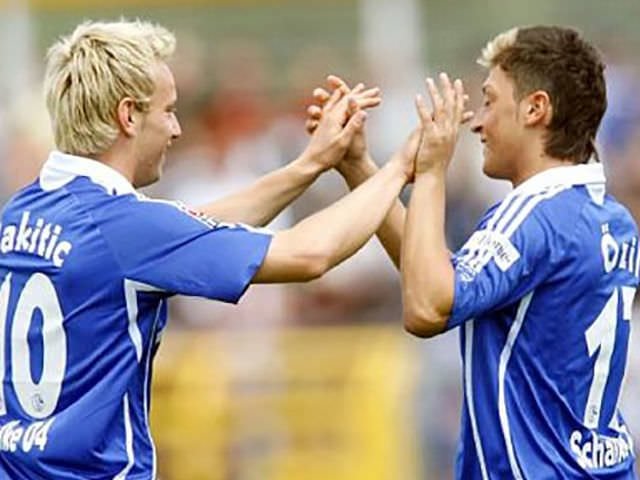 Birlikte oynadığına şaşıracağınız futbolcular