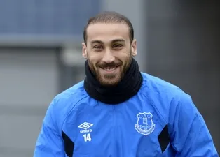 Cenk Tosun hakkında flaş sözler
