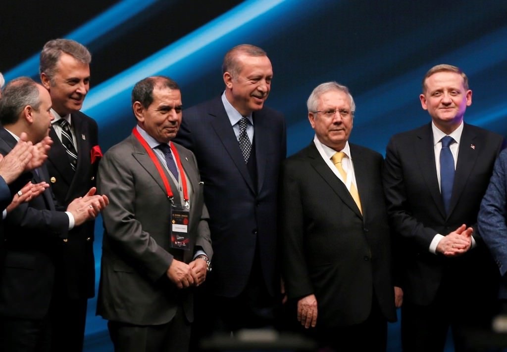 Fenerbahçe’den Emre Belözoğlu bombası!