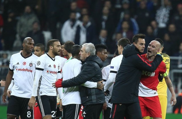 Beşiktaş - Monaco maçı sonrası olay