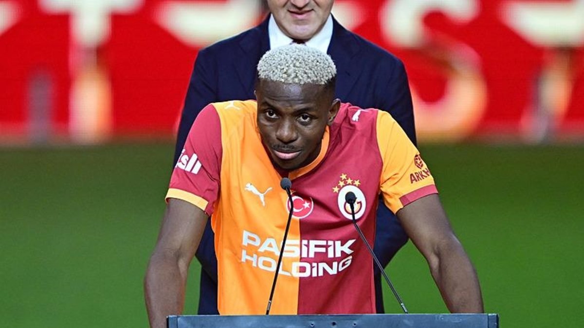 GALATASARAY HABERLERİ: Yönetimden Osimhen savunması! O madde... GALATASARAY HABERLERİ: Yönetimden Osimhen savunması! O madde...
