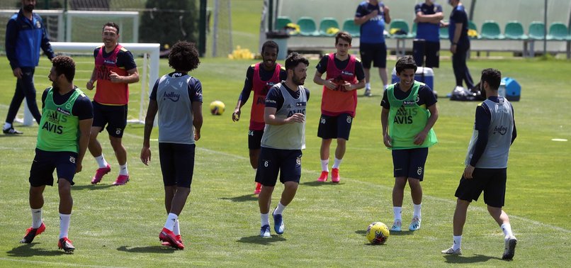 Fenerbahçe ara vermeden devam etti! İşte idmandan kareler