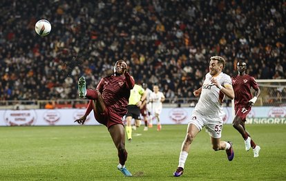 Galatasaray penaltı bekledi! İşte o pozisyon