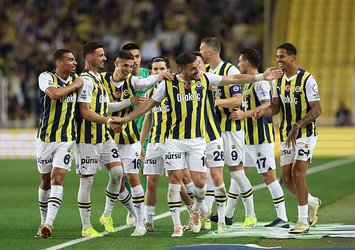 United'ın yıldızı takımına veda etti! Yeni rotası F.Bahçe