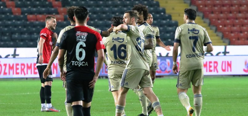 Gaziantep FK Fenerbahçe maçında Dimitrios Pelkas'ın golü ofsayta takıldı! İşte o pozisyon