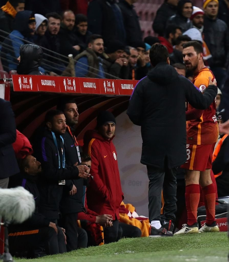 Galatasaray kulübesinde yine olay