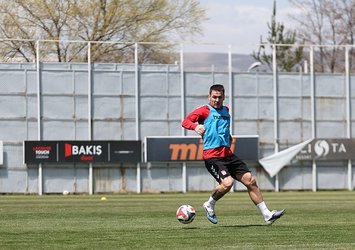 Sivasspor’da Rey Manaj idmanlara başladı