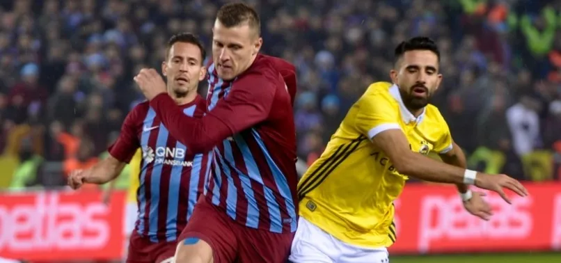 Alper Potuk: Topu her aldığımda tekme yedim