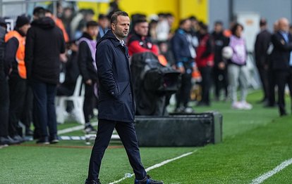 İstanbulspor Teknik Direktörü Osman Zeki Korkmaz: Zihinsel olarak kimsenin tatile çıkmaya hakkı yok!