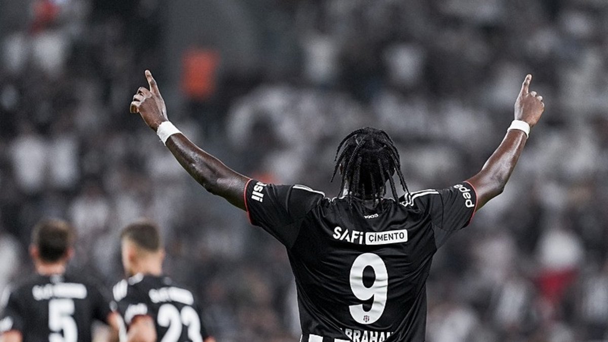 Beşiktaş İkas Eyüpspor maçıyla Süper Lig'e başlıyor Beşiktaş İkas Eyüpspor maçıyla Süper Lig'e başlıyor