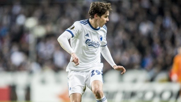 Fenerbahçe’ye Robert Skov sürprizi