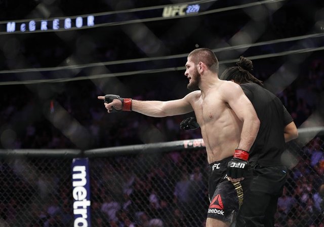 Dünya Khabib Nurmagomedov’u konuşuyor