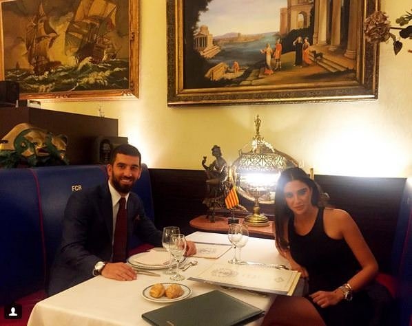 Arda Turan Aslıhan Doğan çifti evleniyor