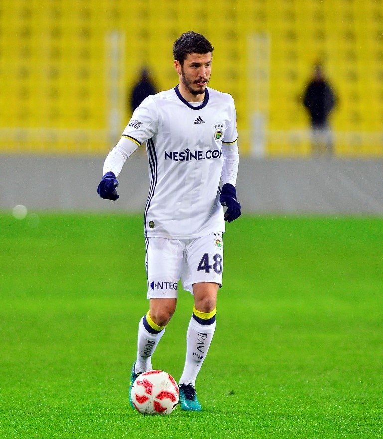 Salih Uçan, Sion’a imzayı atıyor