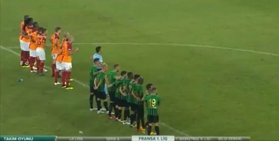 Gomis’in kaçırdığı pozisyon öncesinde ilginç an!