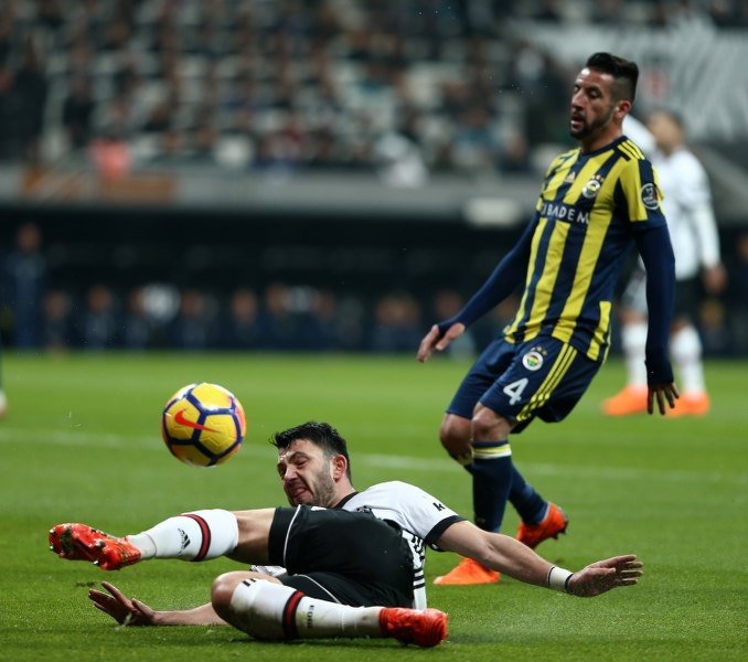 Caner Erkin’den Fenerbahçe taraftarına cevap...