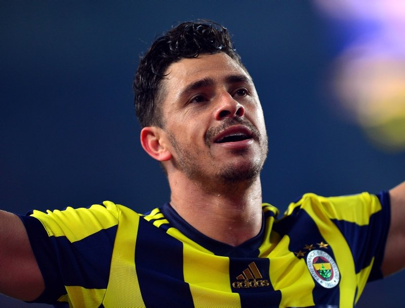 Wolfsburg Fenerbahçeli Giuliano’nun peşinde!