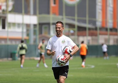 Alanyaspor, Pereira’nın sözleşmesini uzattı