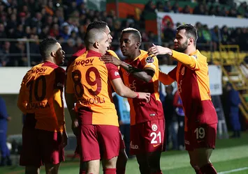 Kupa beyi sahnede