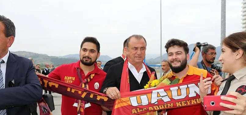 Galatasaray kafilesi Antalya'ya geldi