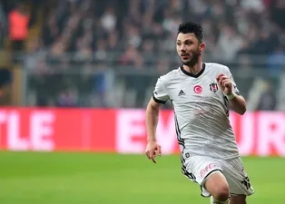 Roma'dan Tolgay Arslan'a dev teklif!