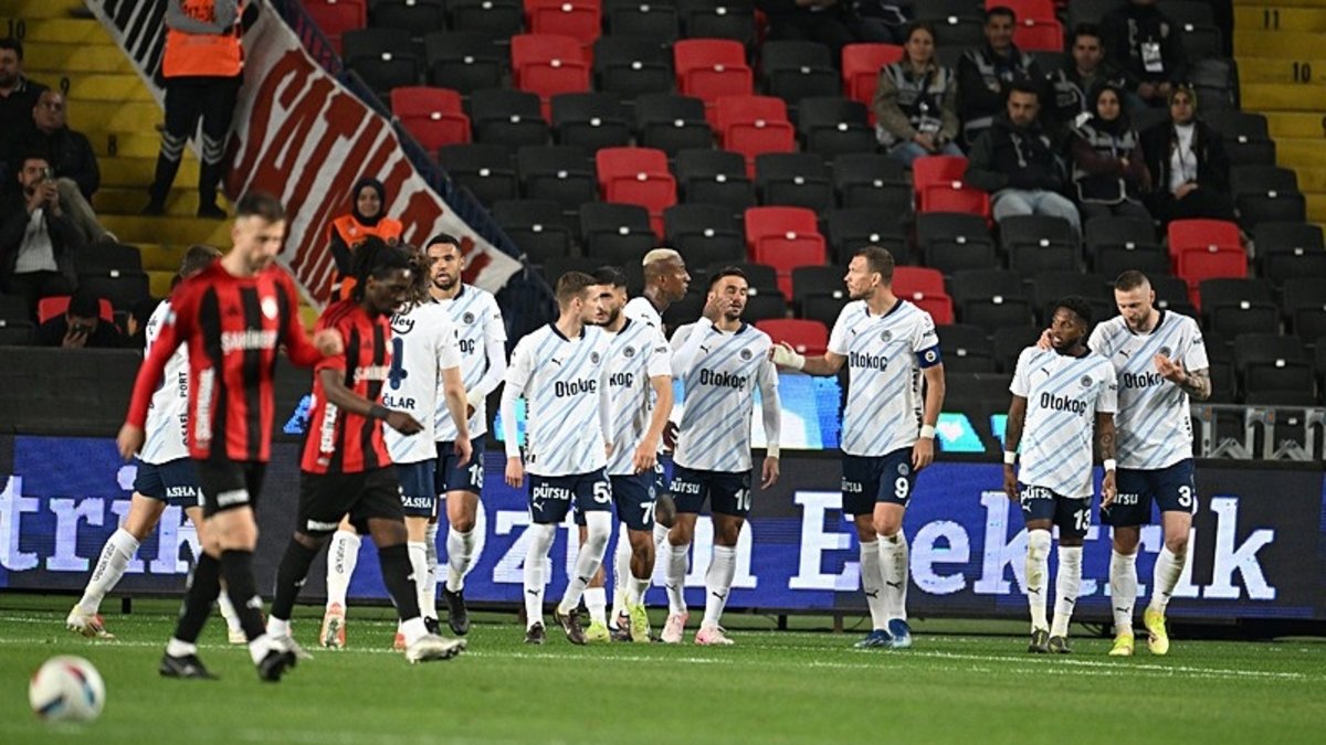 Gaziantep FK 1-3 Fenerbahçe | MAÇ SONUCU - ÖZET Gaziantep FK 1-3 Fenerbahçe | MAÇ SONUCU - ÖZET