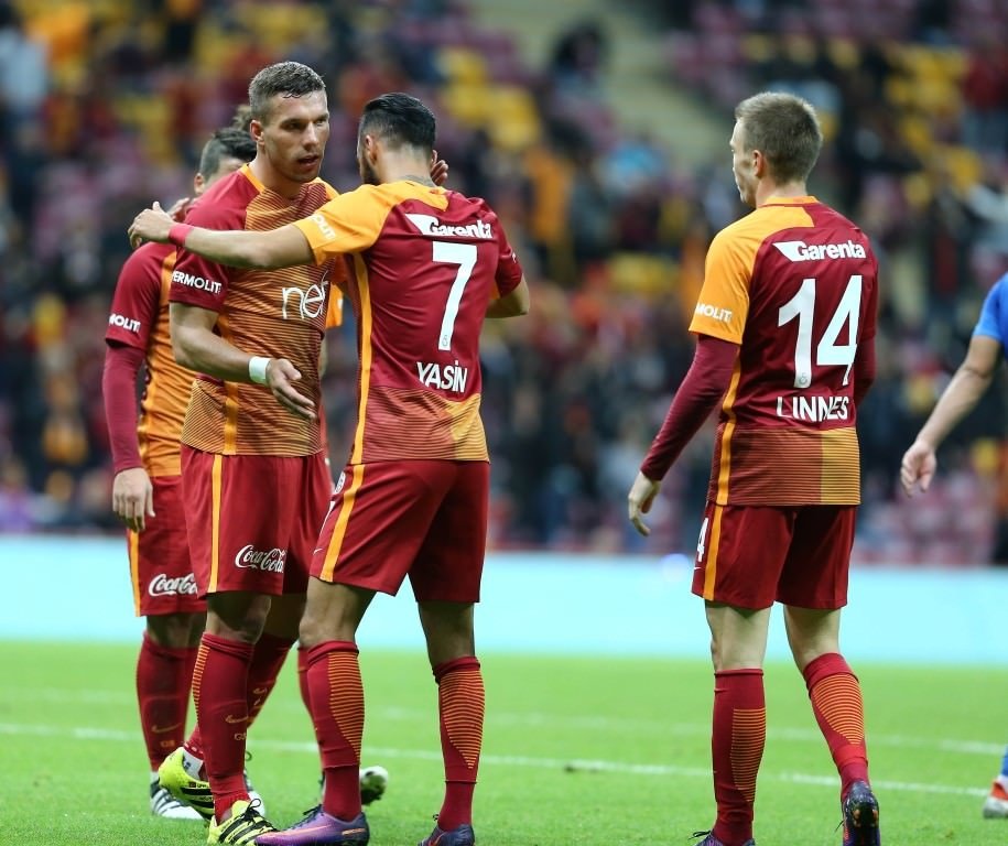 Podolski için 10 milyon Euro