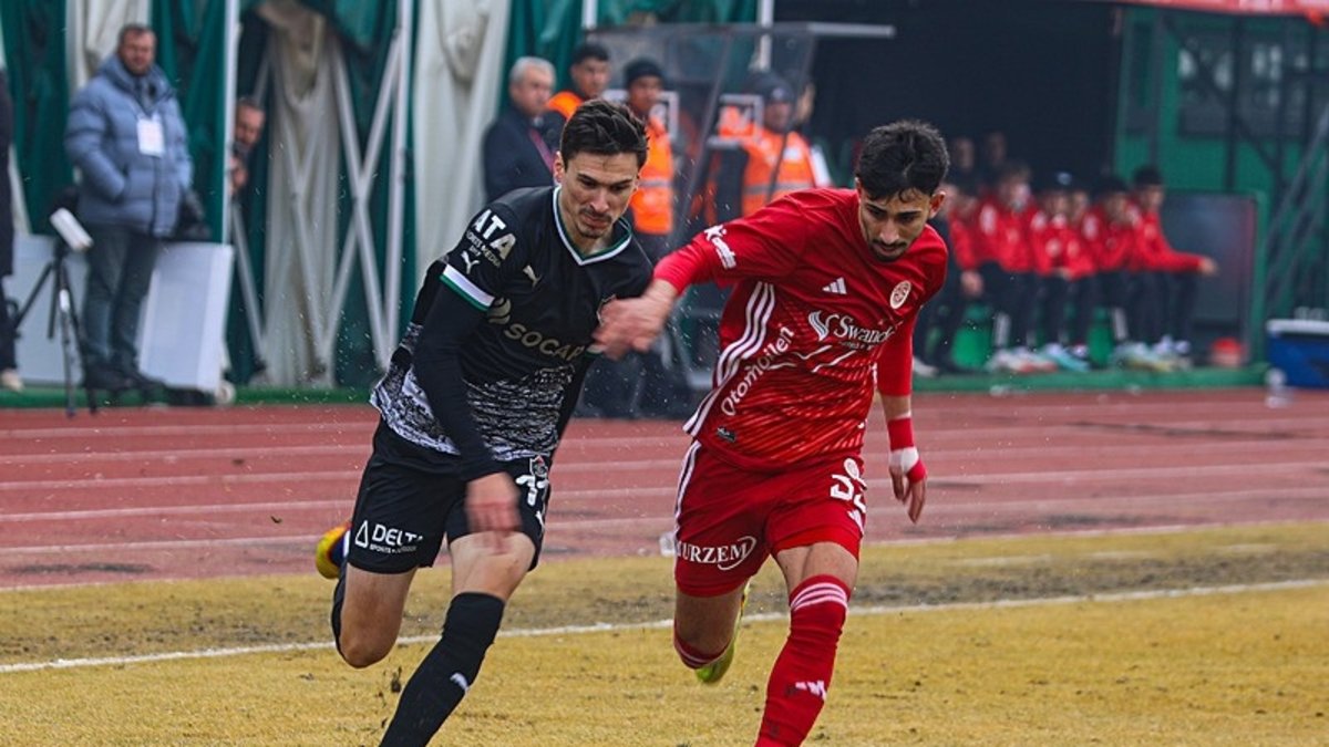 Iğdır FK Antalyaspor'u farklı geçti!